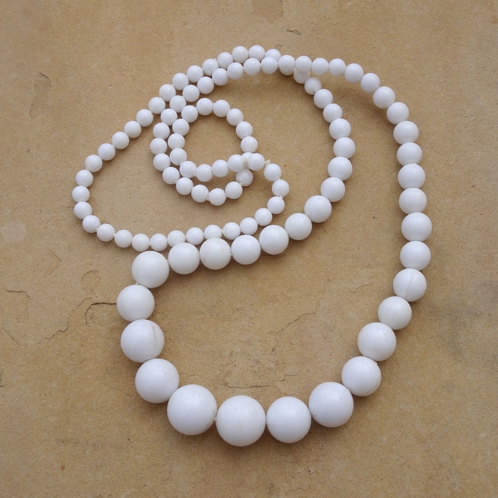 Restrung Vintage Mod Long White Plastic Bead Retro Statement Necklace